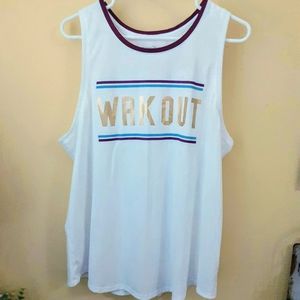 Old Navy Active Sleeveless Relaxed Fit Top in EUC